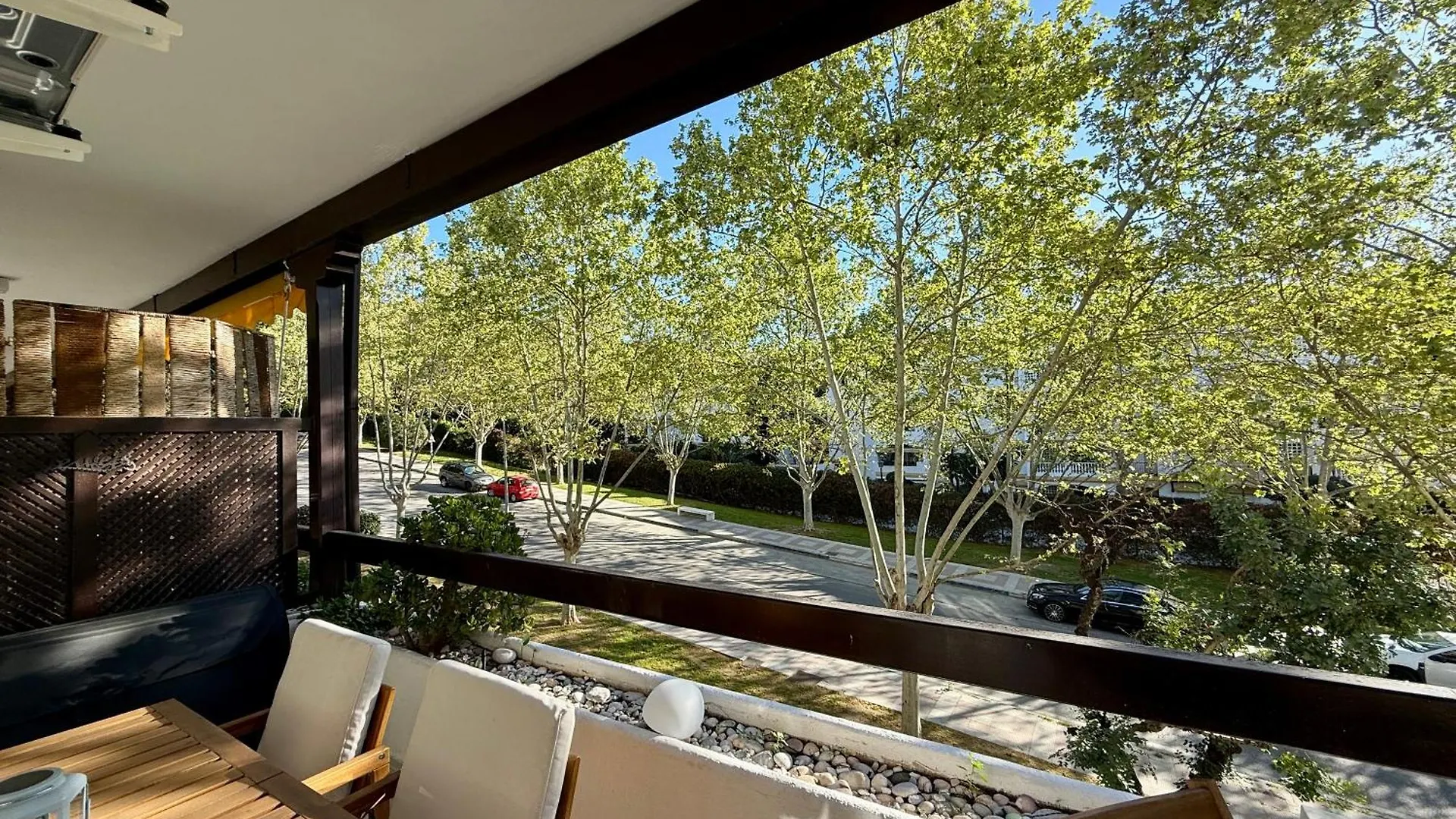 Golden Mile La Carolina - Eaw Homes Marbella
